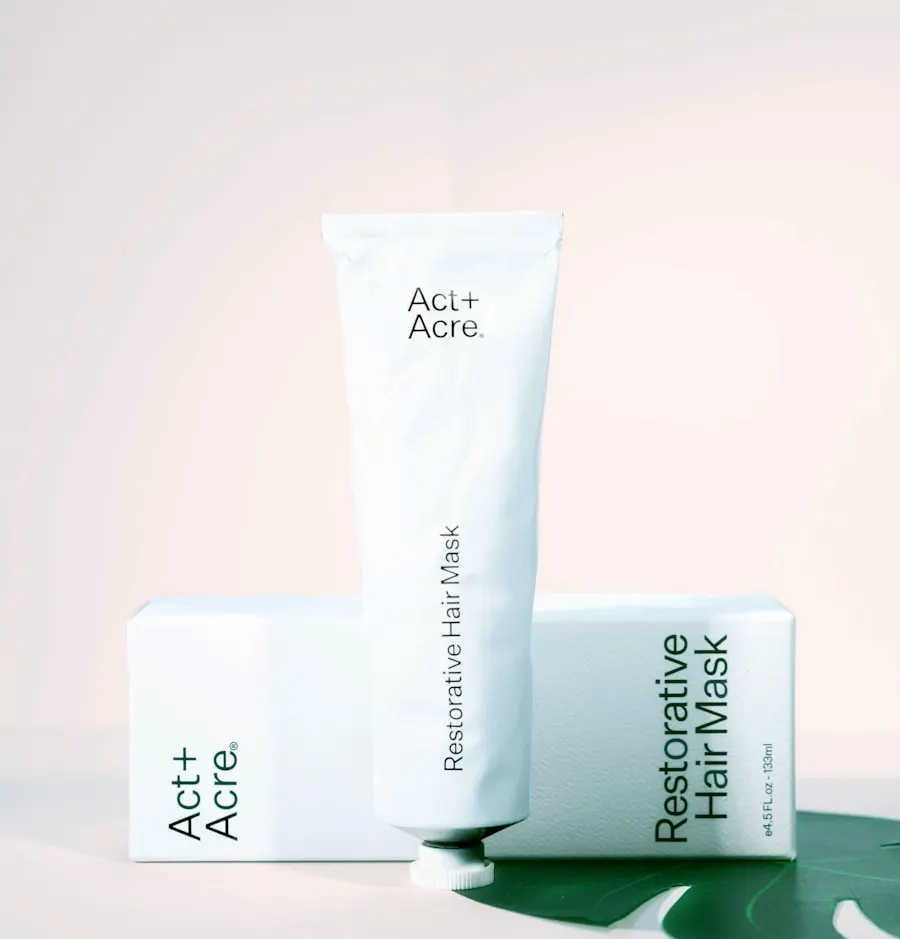 Ceramide-rich barrier cream for strengthening the skin barrier